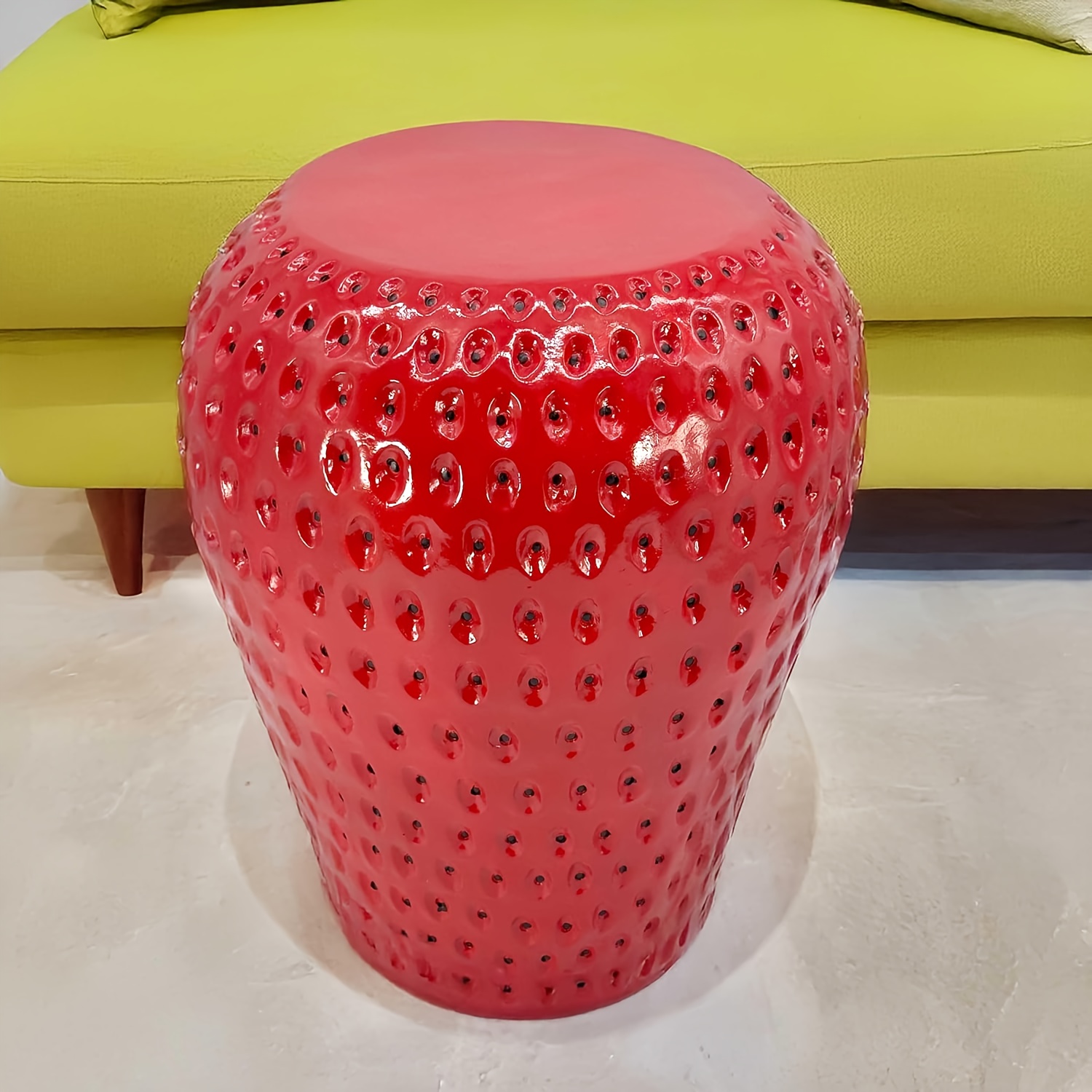 Sgabello a Forma di Fragola 13 - Outdoor Furniture Resin recensione e prezzo