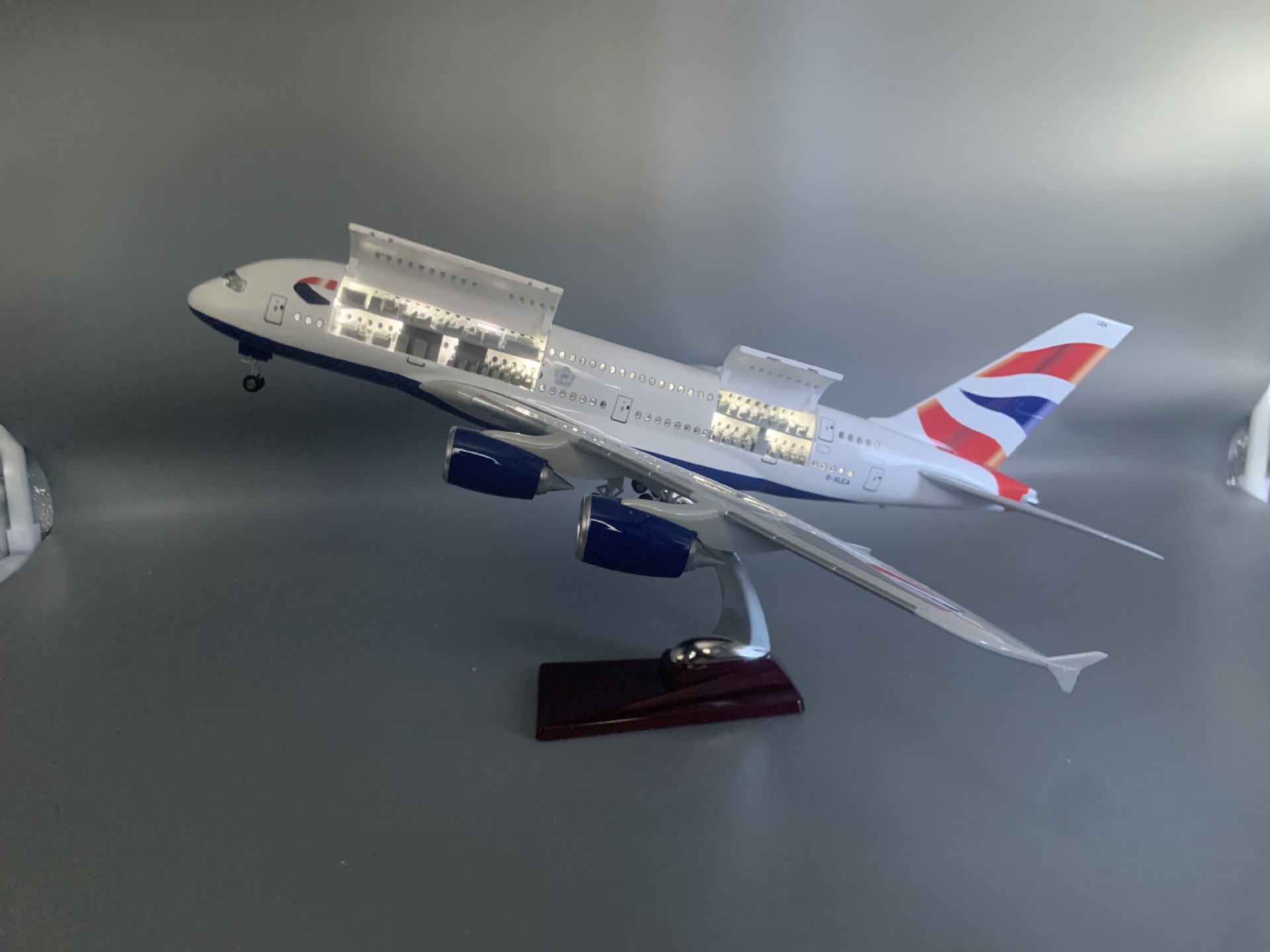 Modellino Aereo British Airway - Outdoor Furniture Glider recensione e prezzo